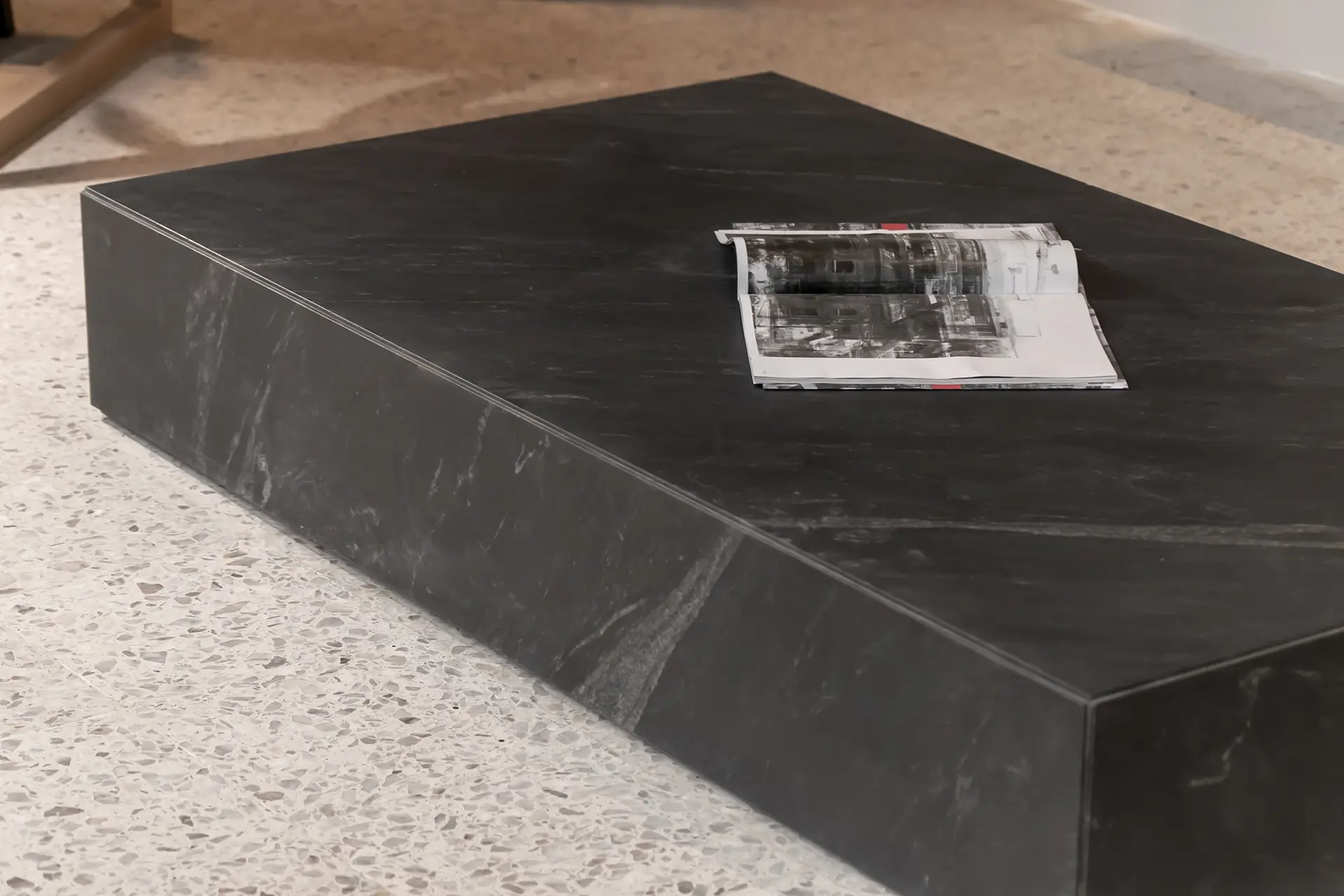 Mesa de Centro de Granito - Imagen 4